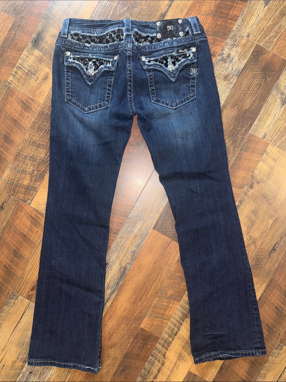 Miss Me JP6215BV Bootcut Jeans Size 31x32 Dark Wash Black Beaded Flap Pocket - Picture 9 of 10